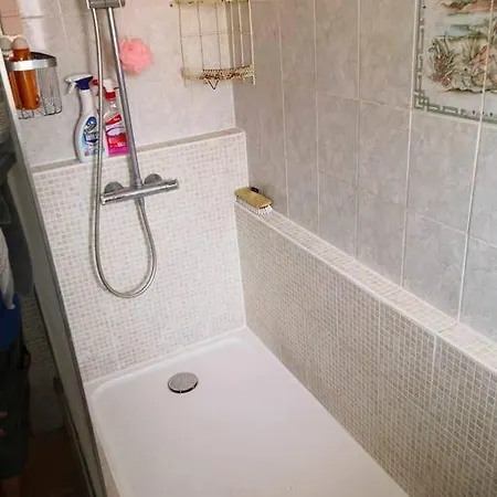 Privee Dans Un Pour 1 Personne Apartment *